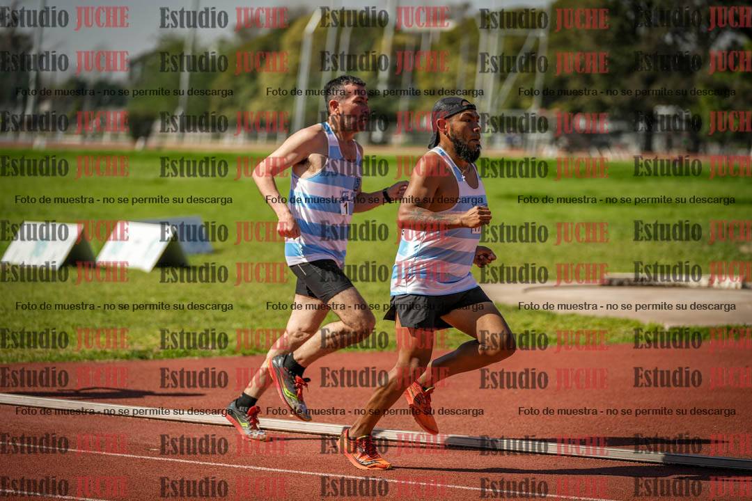 Fotos de los 1500 m llanos de varones