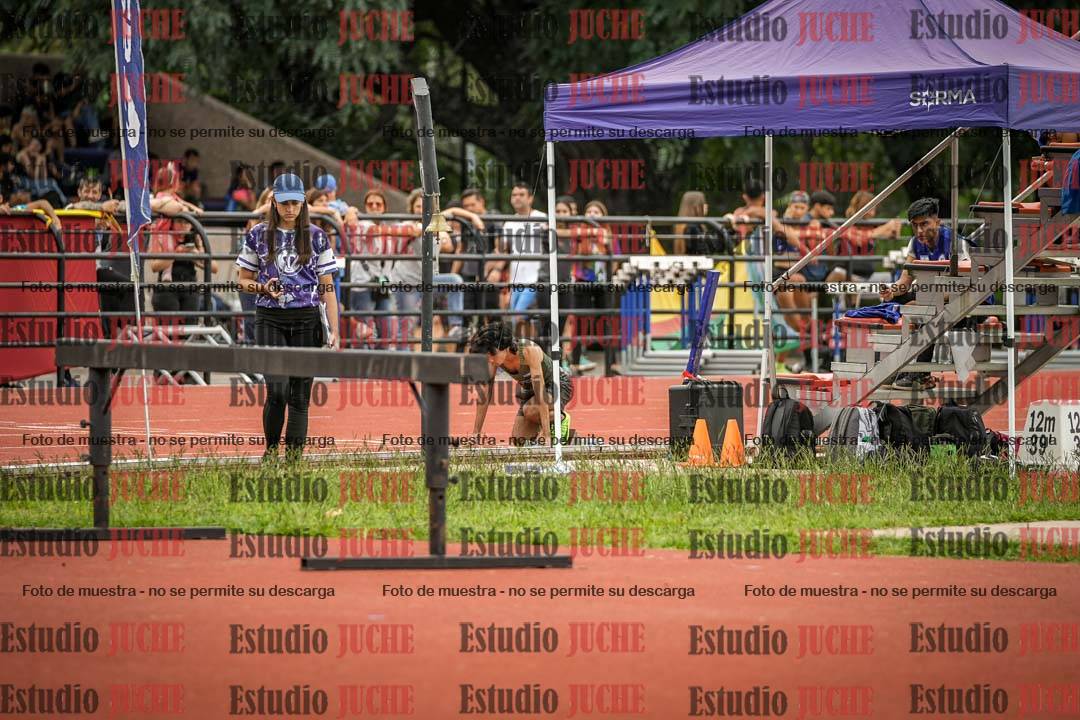 Fotos de los 400 m llanos de varones
