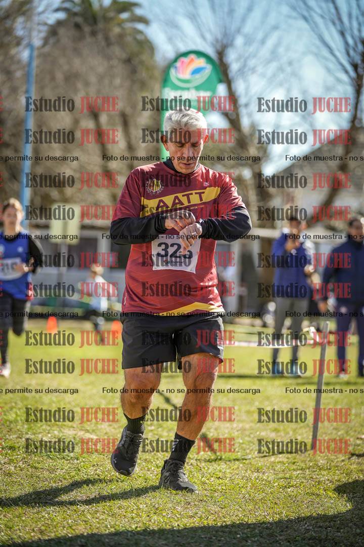 Fotos de la llegada del cross de 1500 m