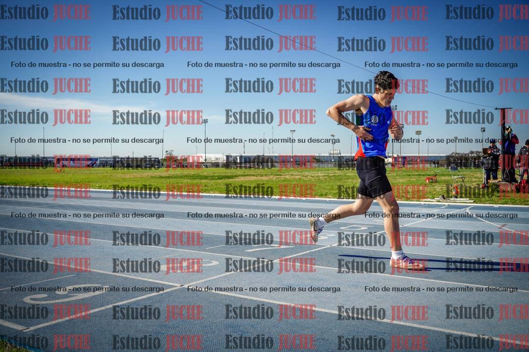 Fotos de los 400 m llanos de varones
