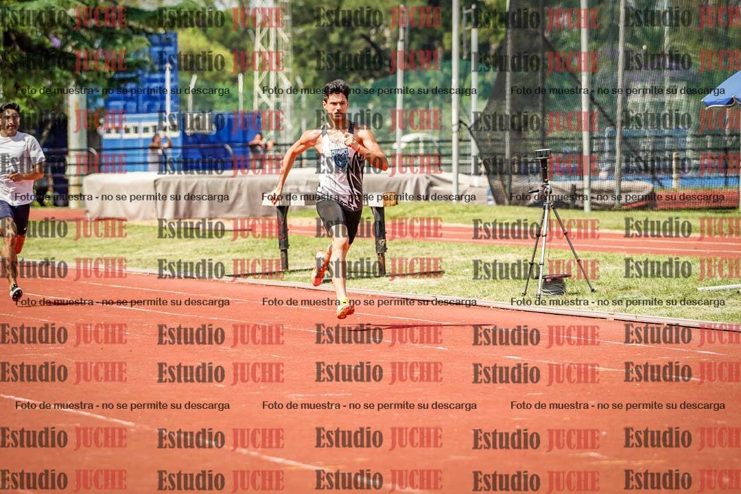 Fotos de los 400 m llanos de varones