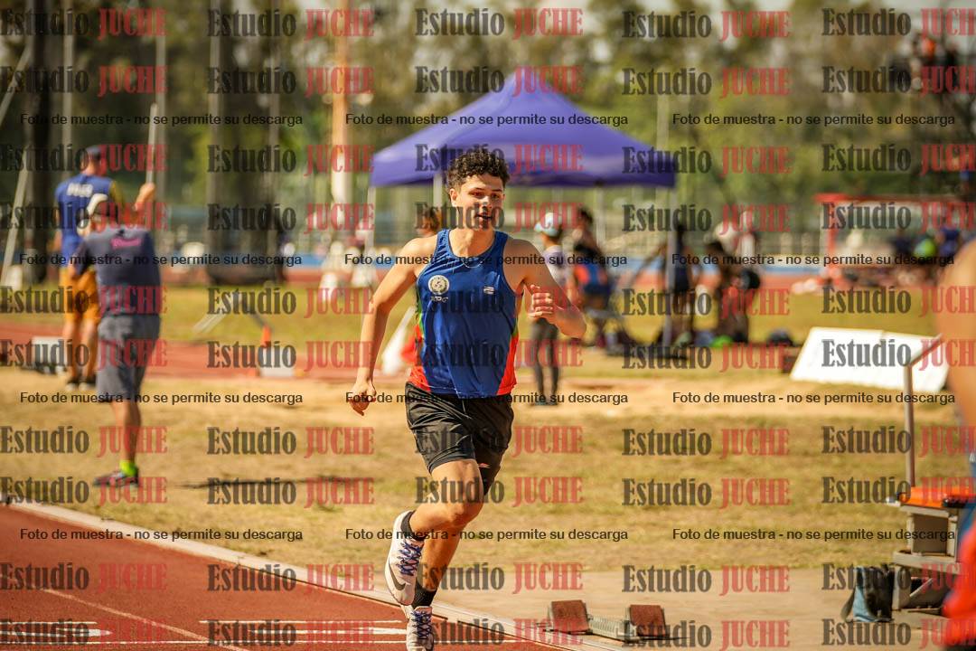 Fotos de los 400 m llanos de varones