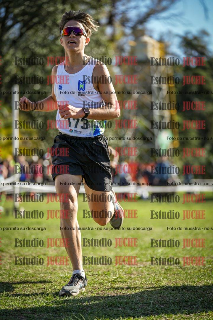 Fotos de la llegada del cross de 2000 m