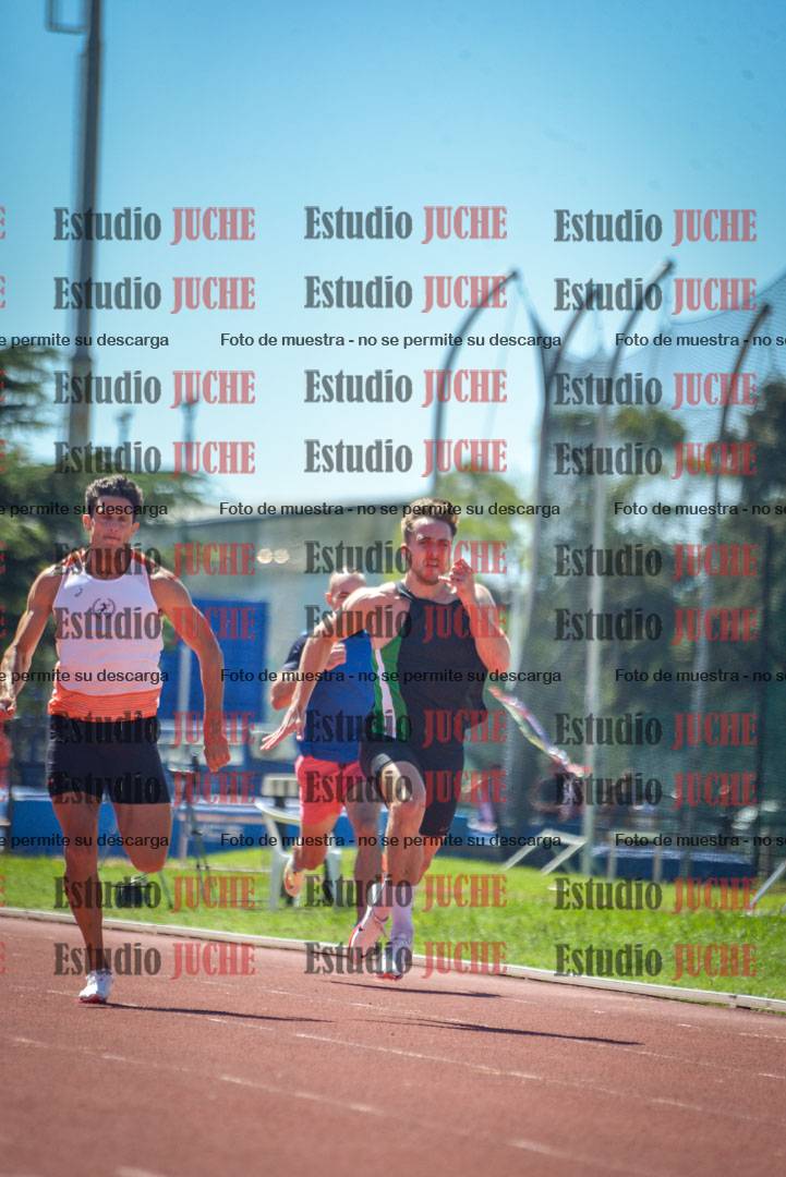 Fotos de los 100 m llanos de varones