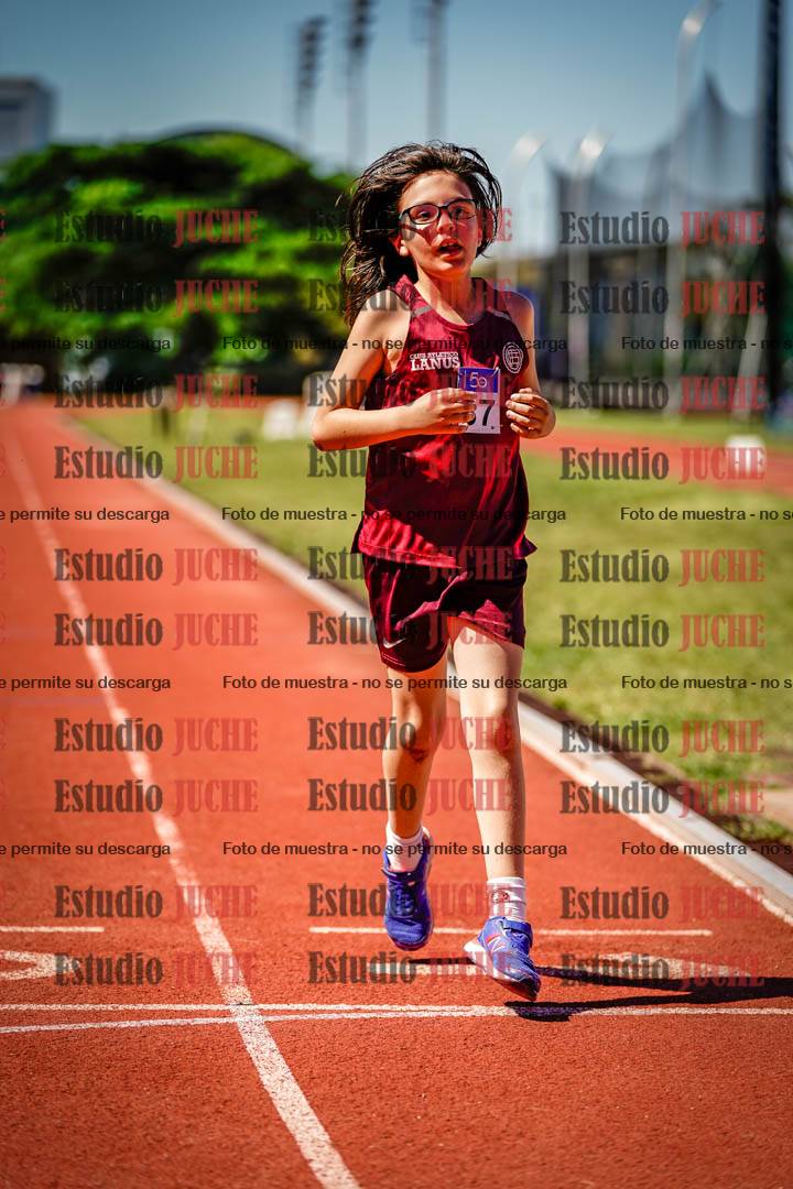Fotos de los 1000 m llanos de varones