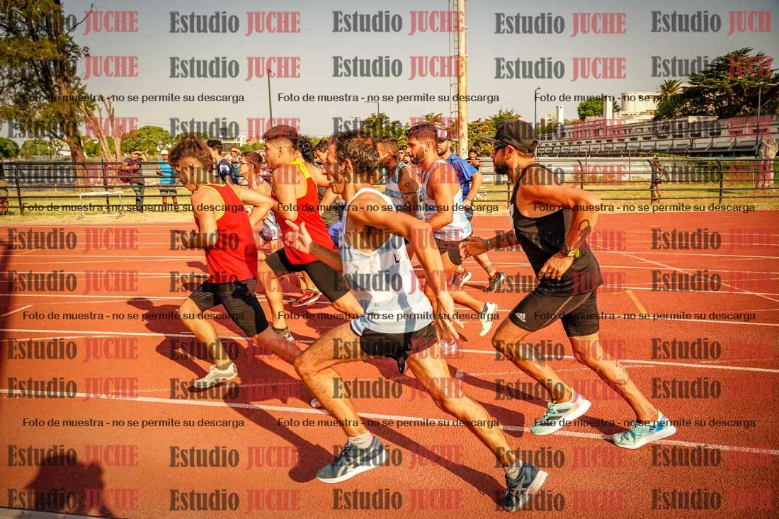 Fotos de los 1500 m llanos de varones