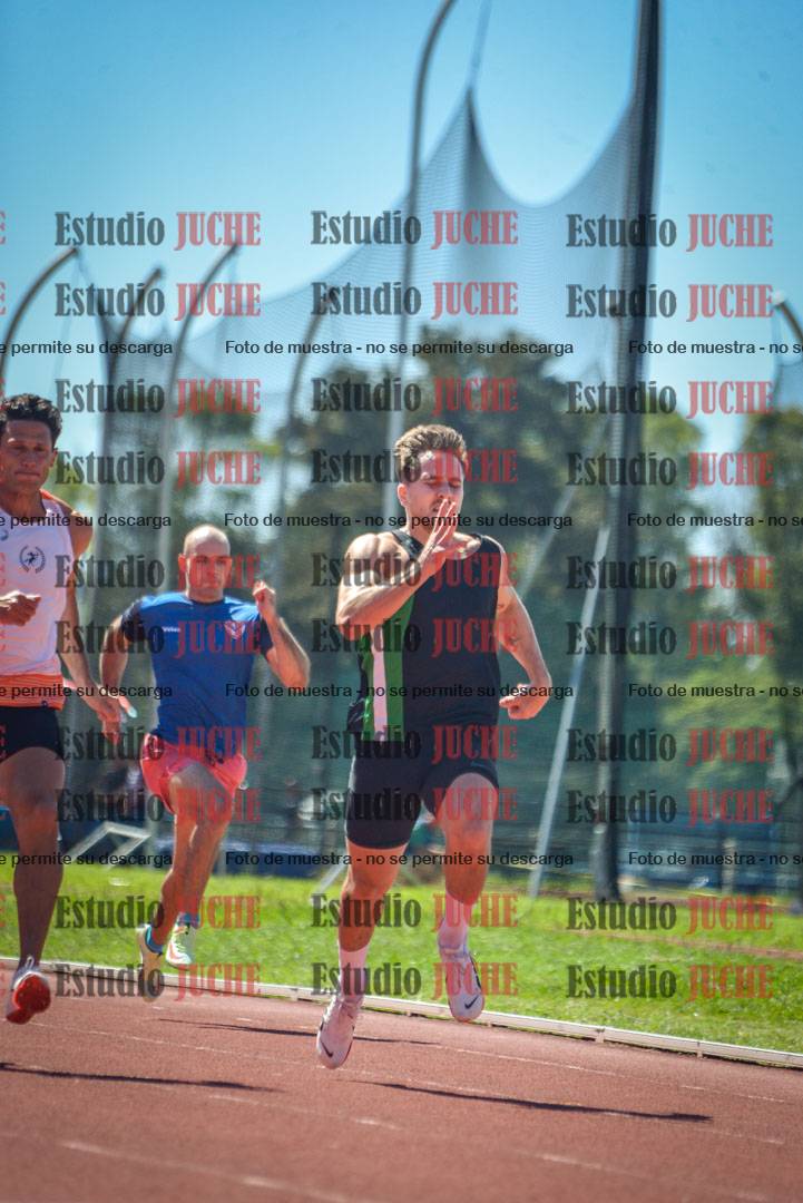 Fotos de los 100 m llanos de varones