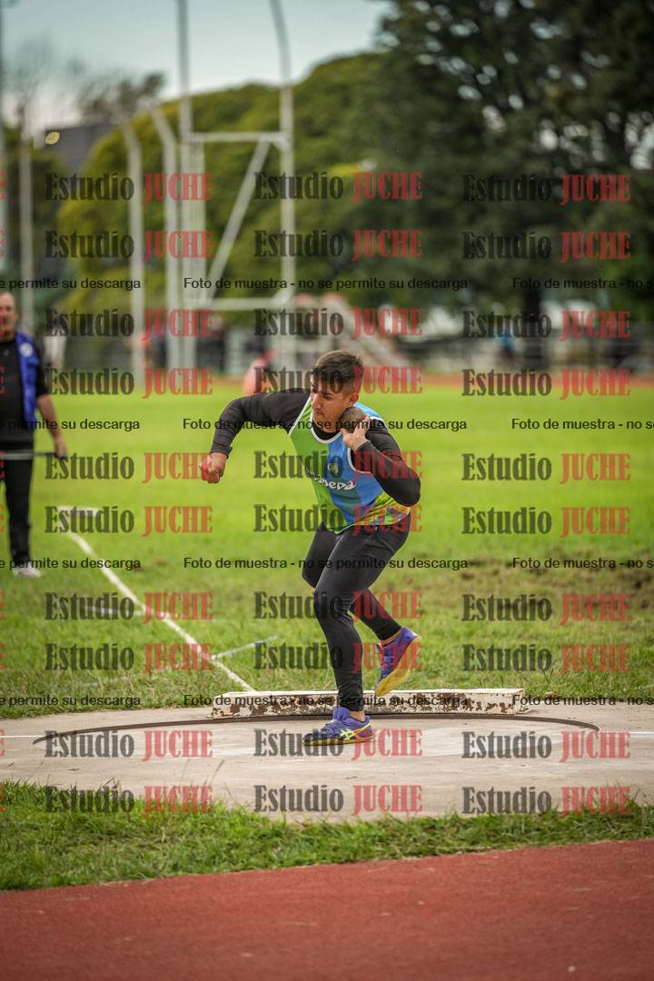 Fotos del lanzamiento de bala de varones