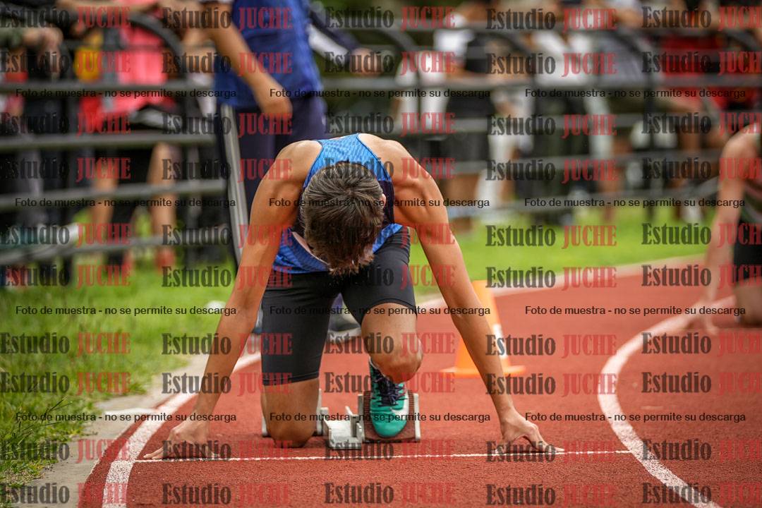 Fotos de los 400 m llanos de varones