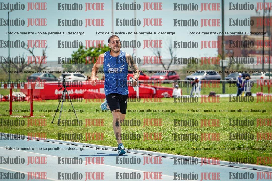Fotos durante el transcurso de los relevos 20' para running teams - serie 2