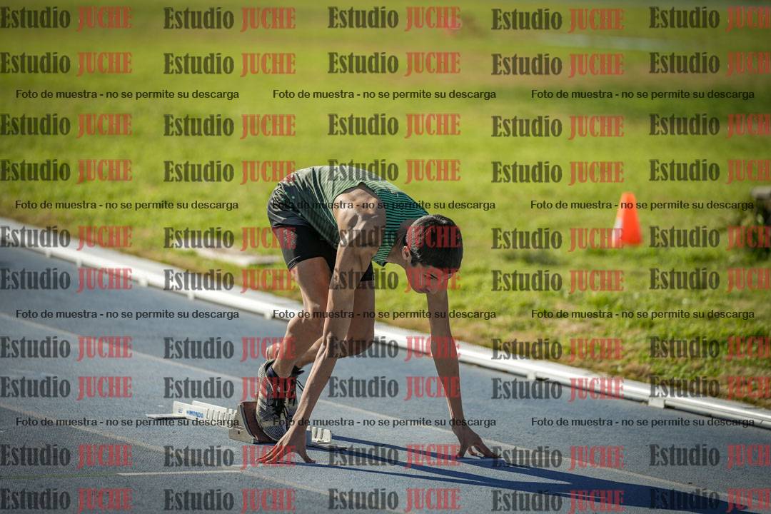 Fotos de los 400 m llanos de varones