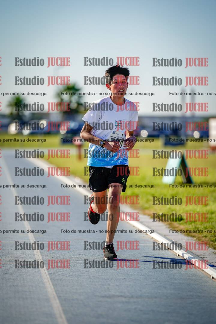 Fotos de los 2000 m llanos de varones