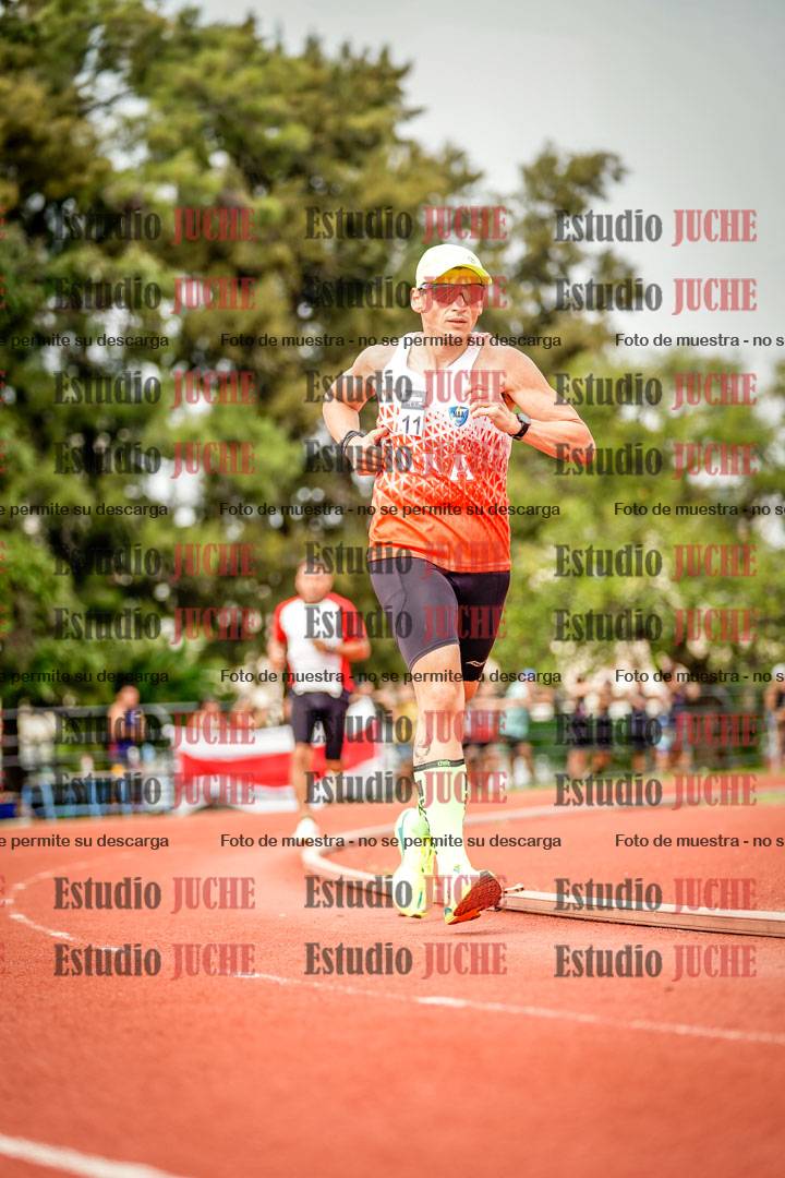 Fotos de los 3000 m llanos de varones