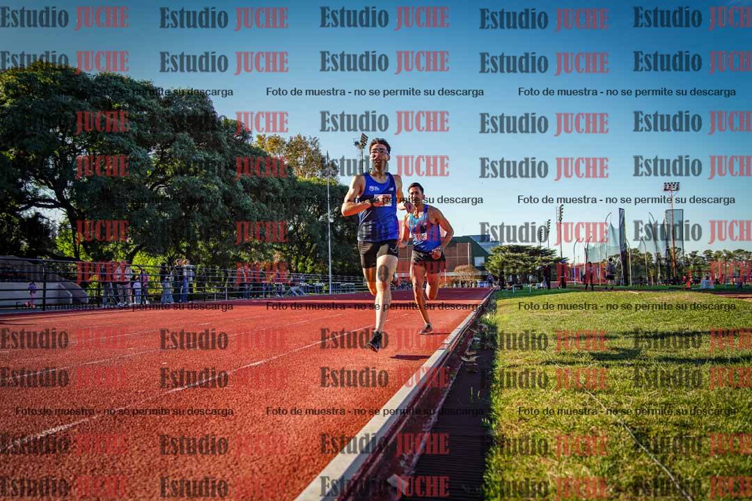 Fotos de los 3000 m llanos de varones