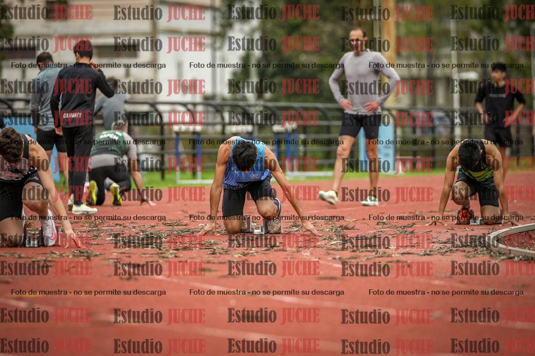 Fotos de los 200 m llanos de varones