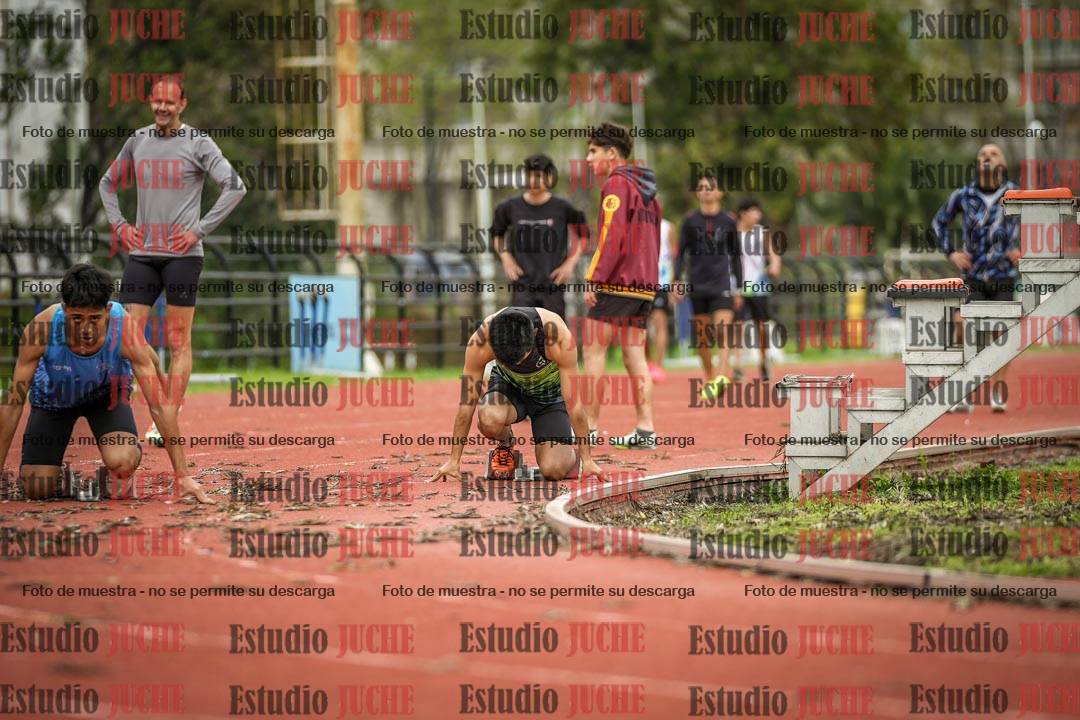 Fotos de los 200 m llanos de varones