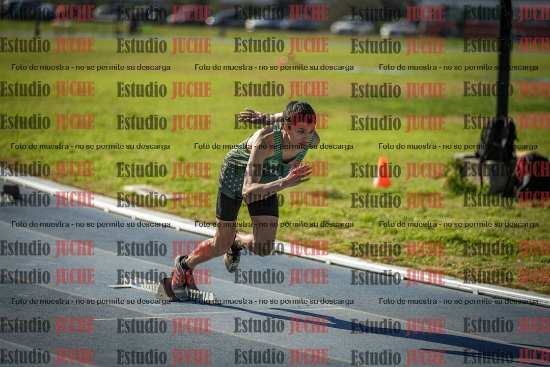 Fotos de los 400 m llanos de varones