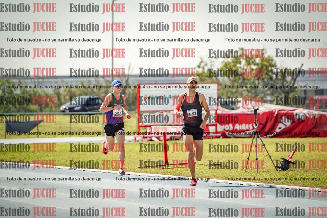 Fotos de los 3000 m llanos de varones