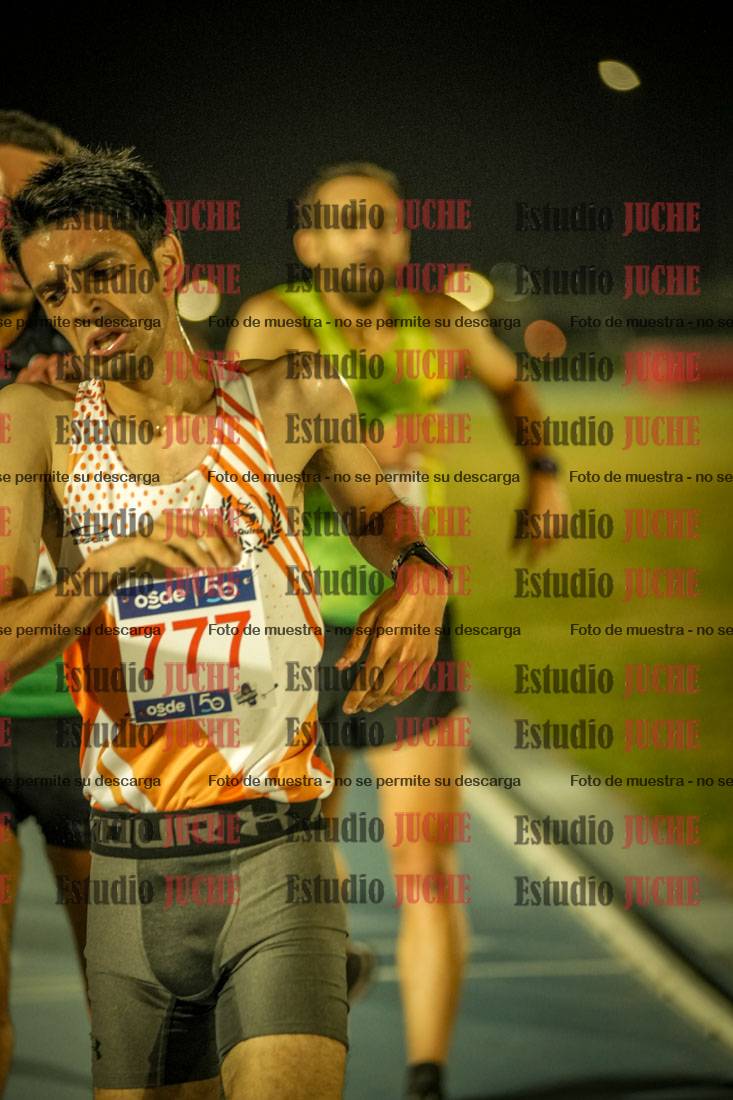 Fotos de los 3000 m llanos de varones