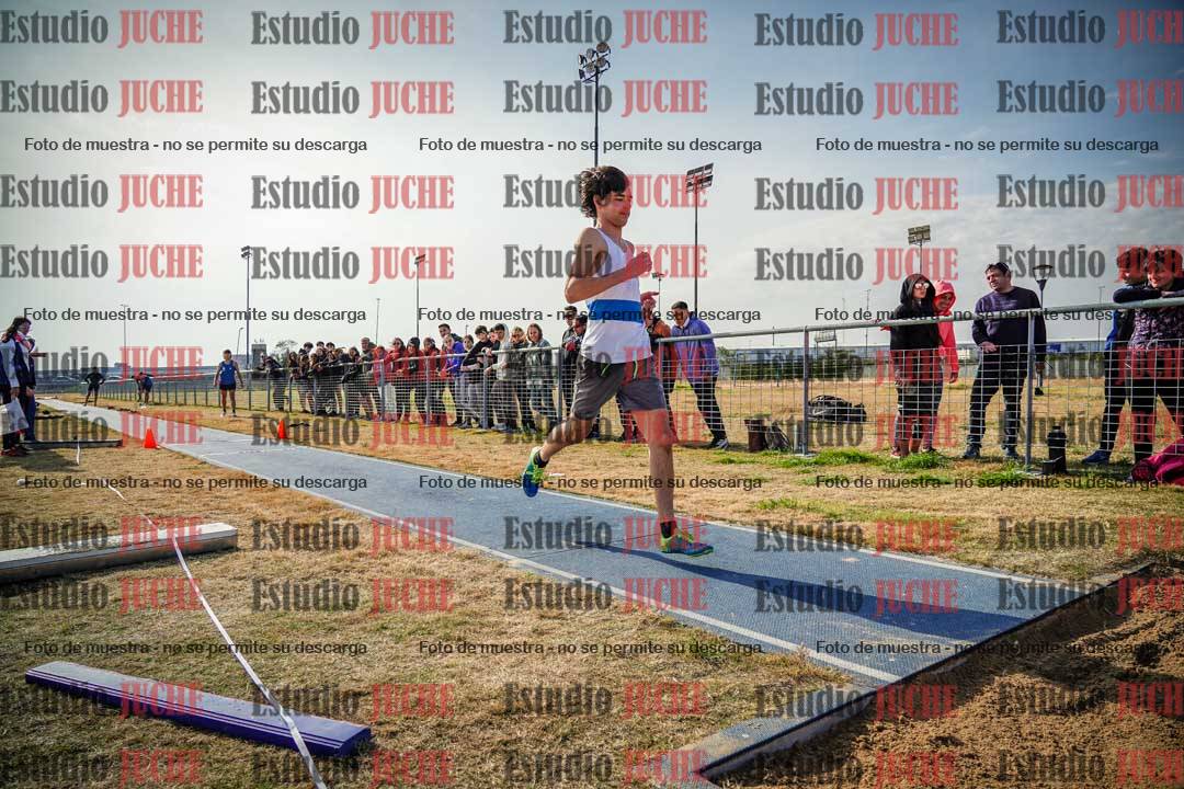 Fotos del salto triple de varones