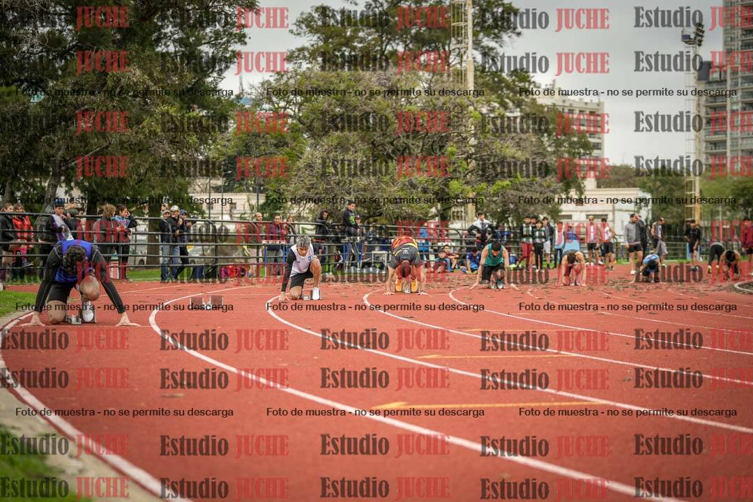 Fotos de los 200 m llanos de varones