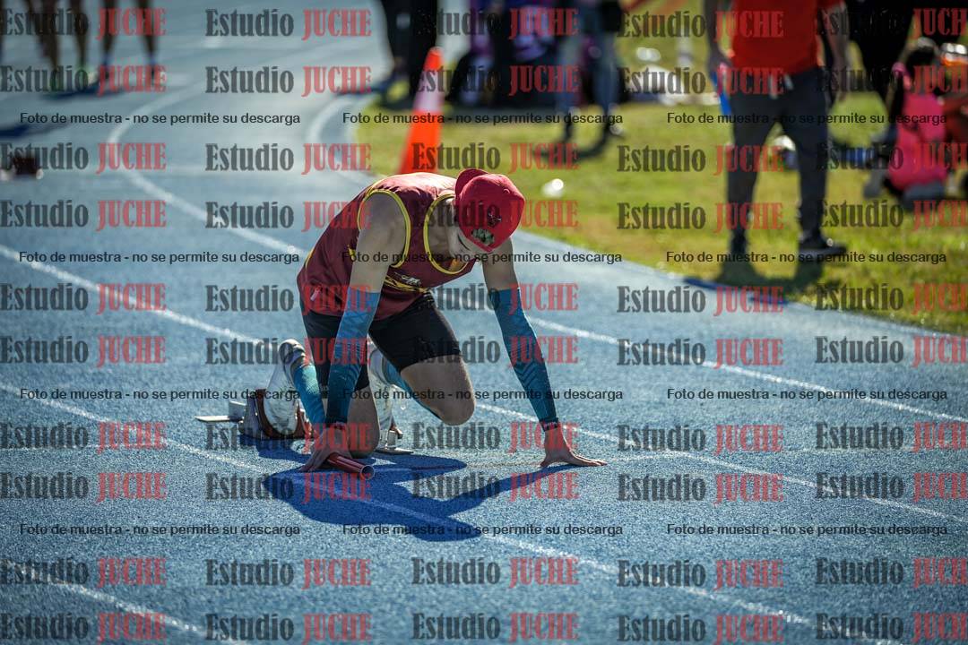 Fotos de las postas 4x200 m llanos de mujeres