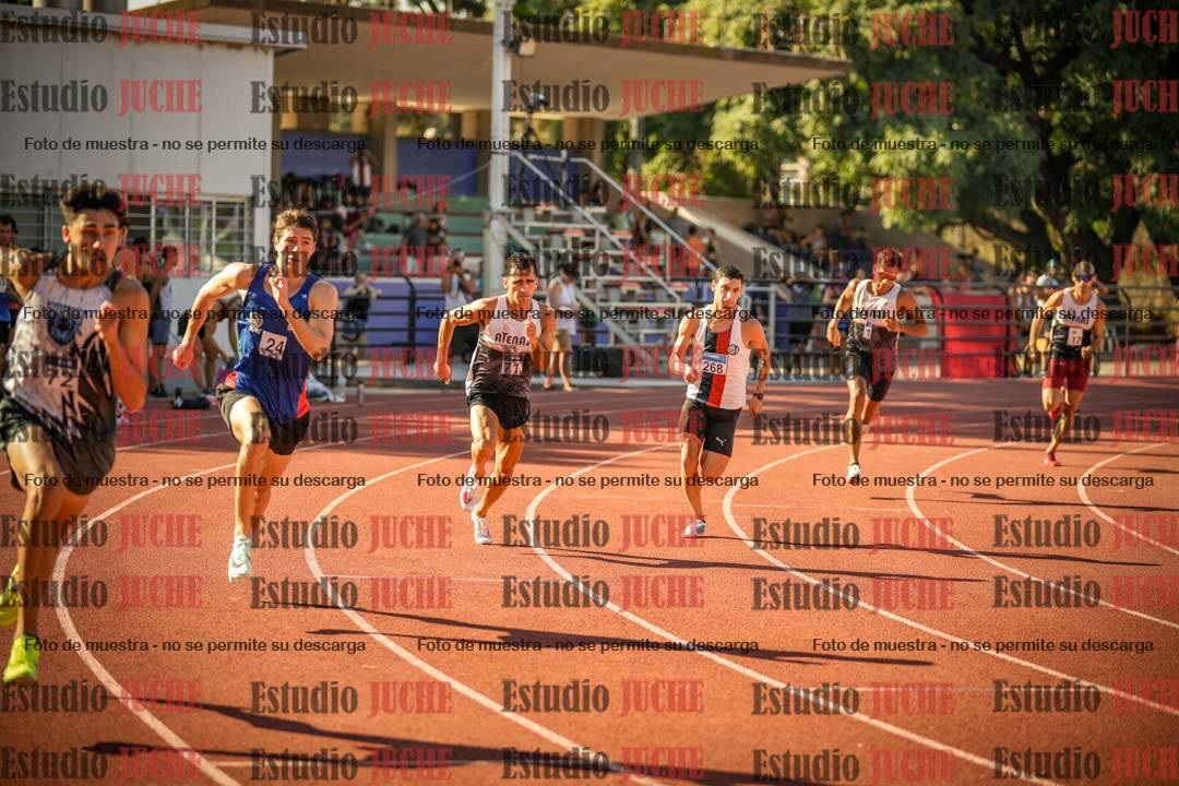 Fotos de los 800 m llanos de varones