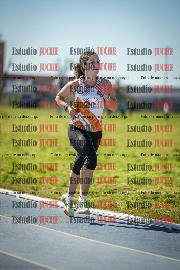 Fotos de los 5000 m llanos de mujeres y varones