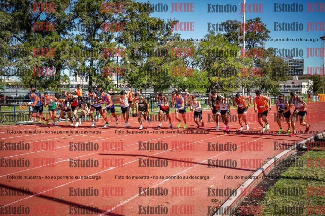 Fotos de los 5000 m llanos de varones