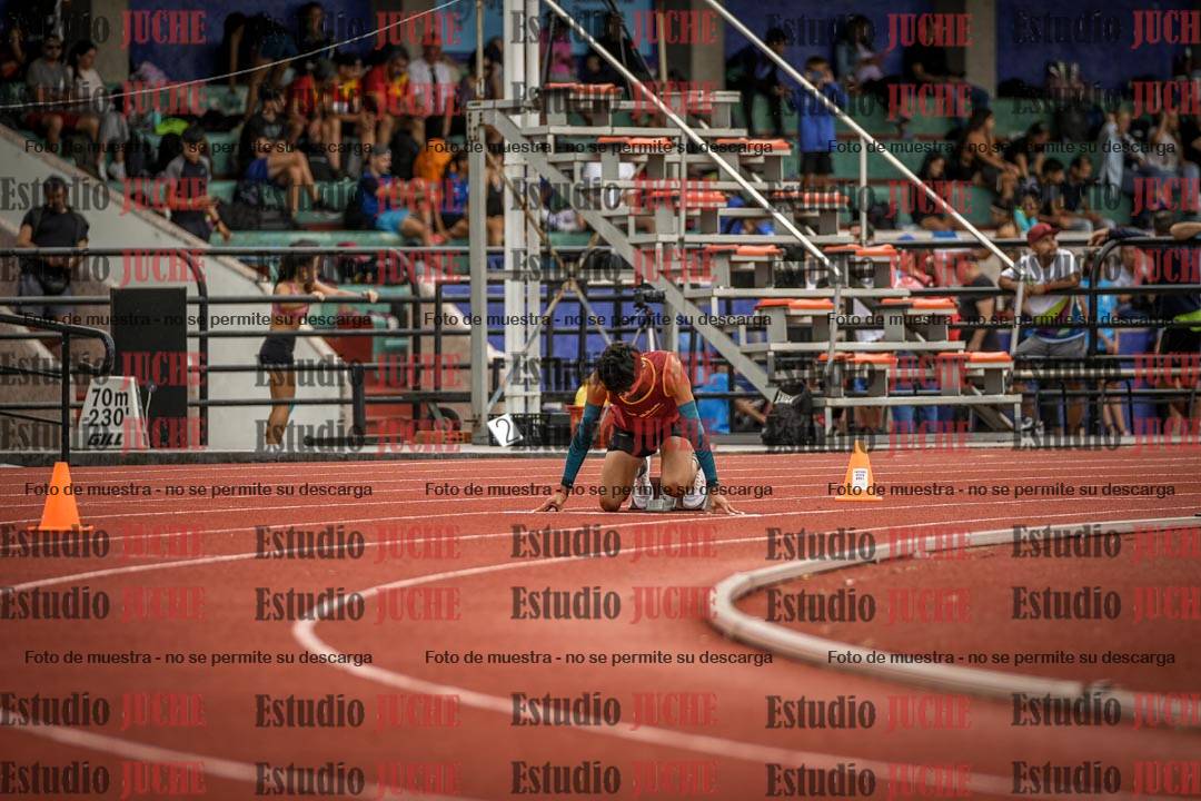 Fotos de los 400 m llanos de varones