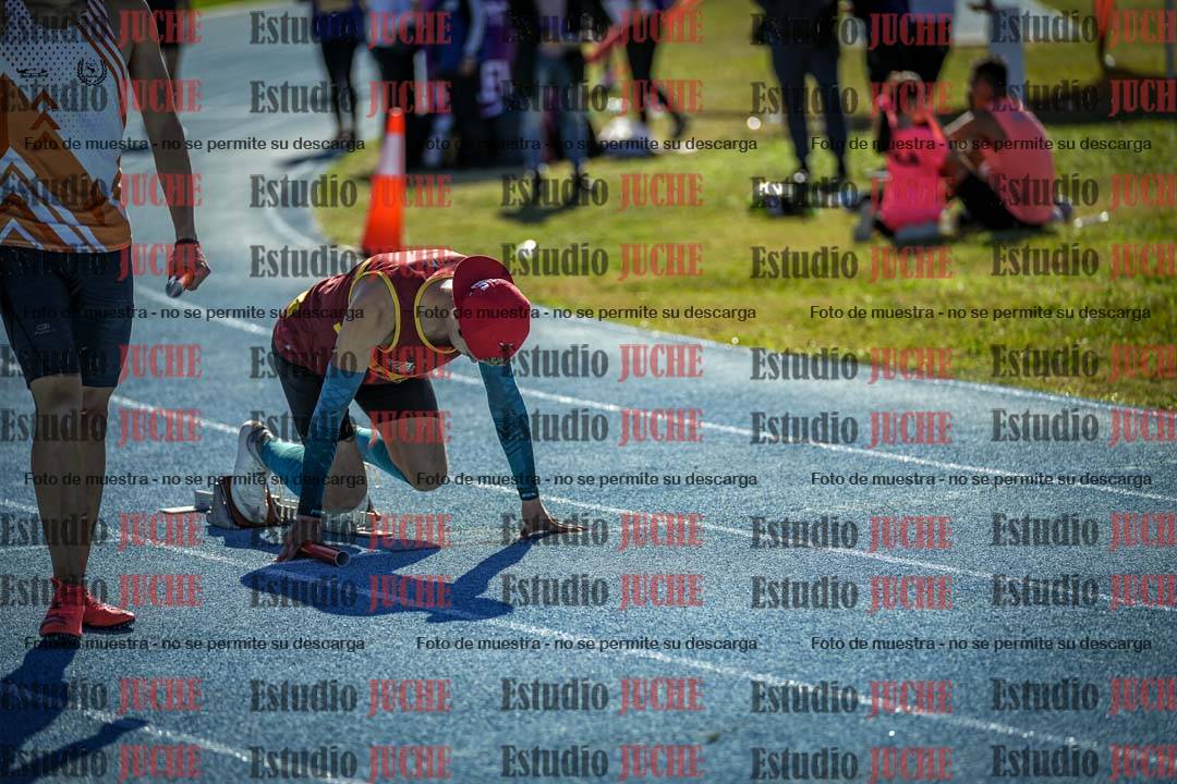 Fotos de las postas 4x200 m llanos de mujeres