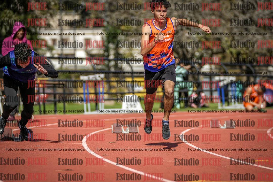 Fotos de los 200 m llanos de varones