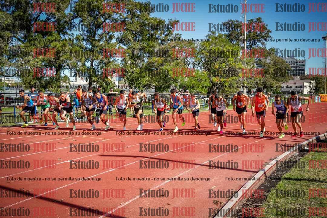 Fotos de los 5000 m llanos de varones