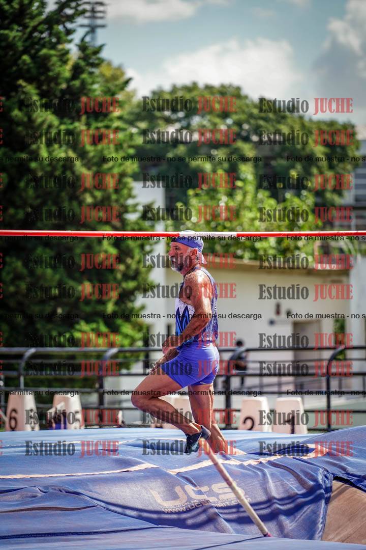 Fotos del salto con garrocha de varones - decatlón 8