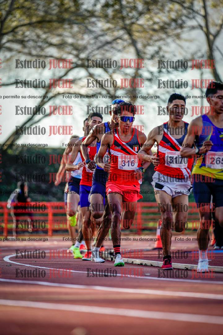 Fotos de los 5000 m de varones
