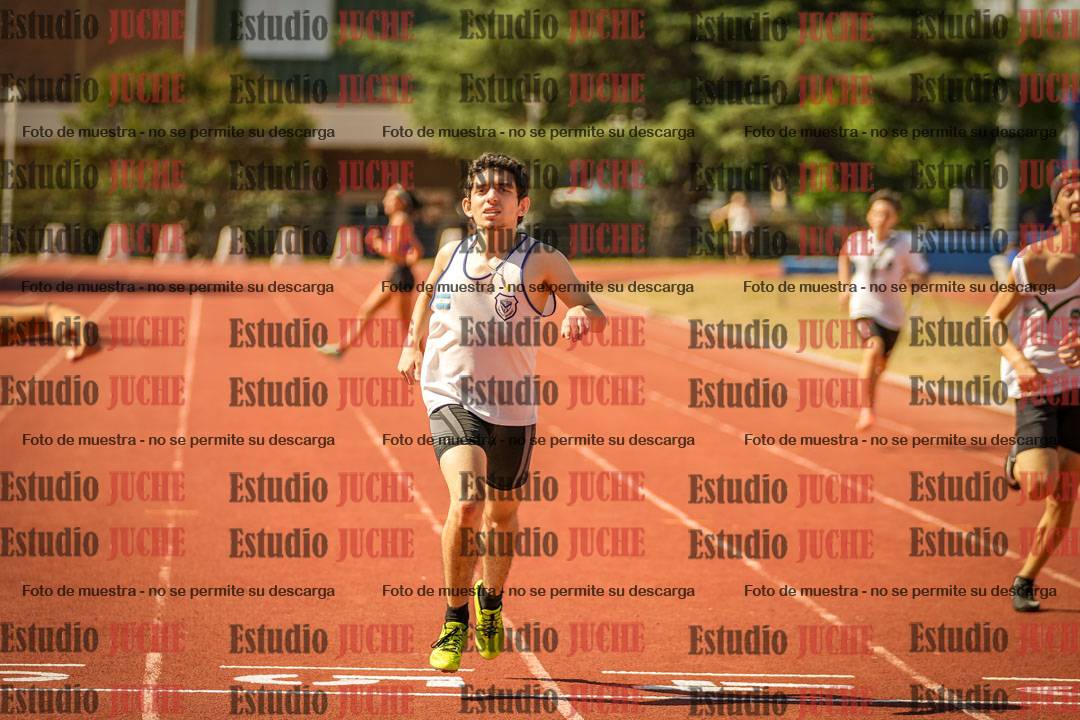 Fotos de los 400 m llanos de varones