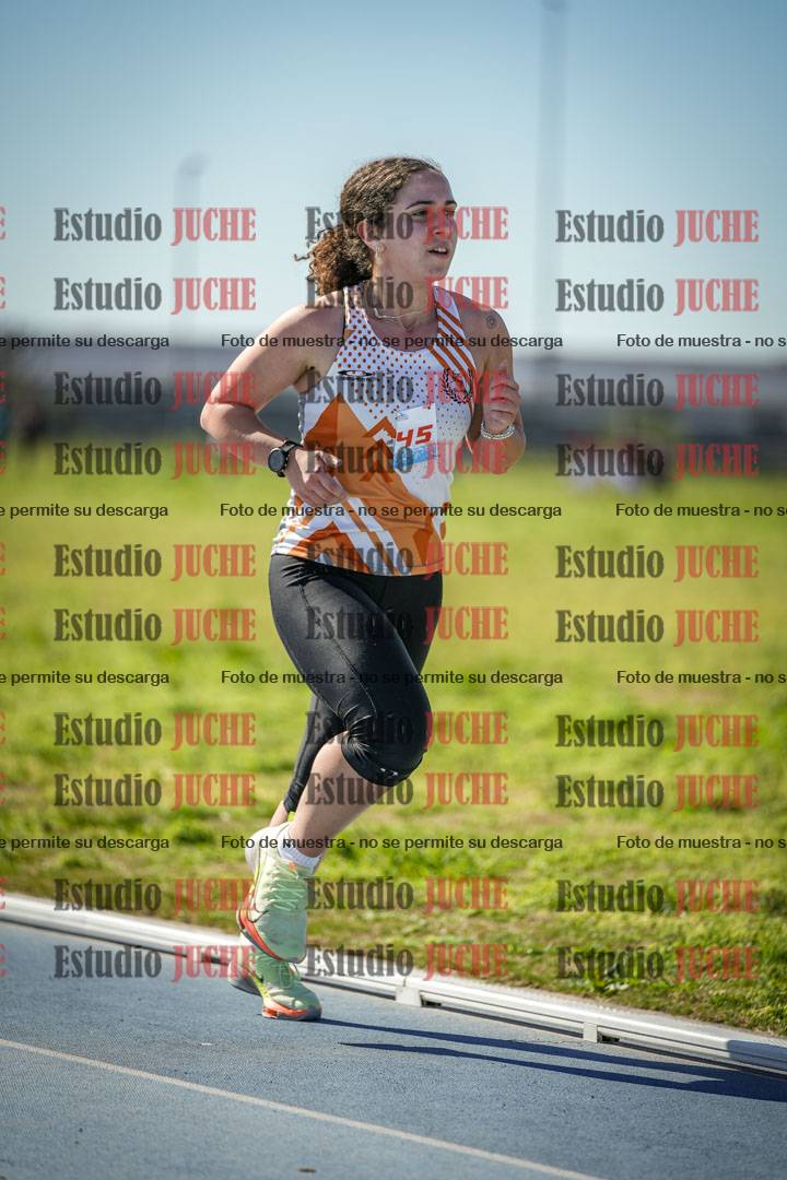 Fotos de los 5000 m llanos de mujeres y varones