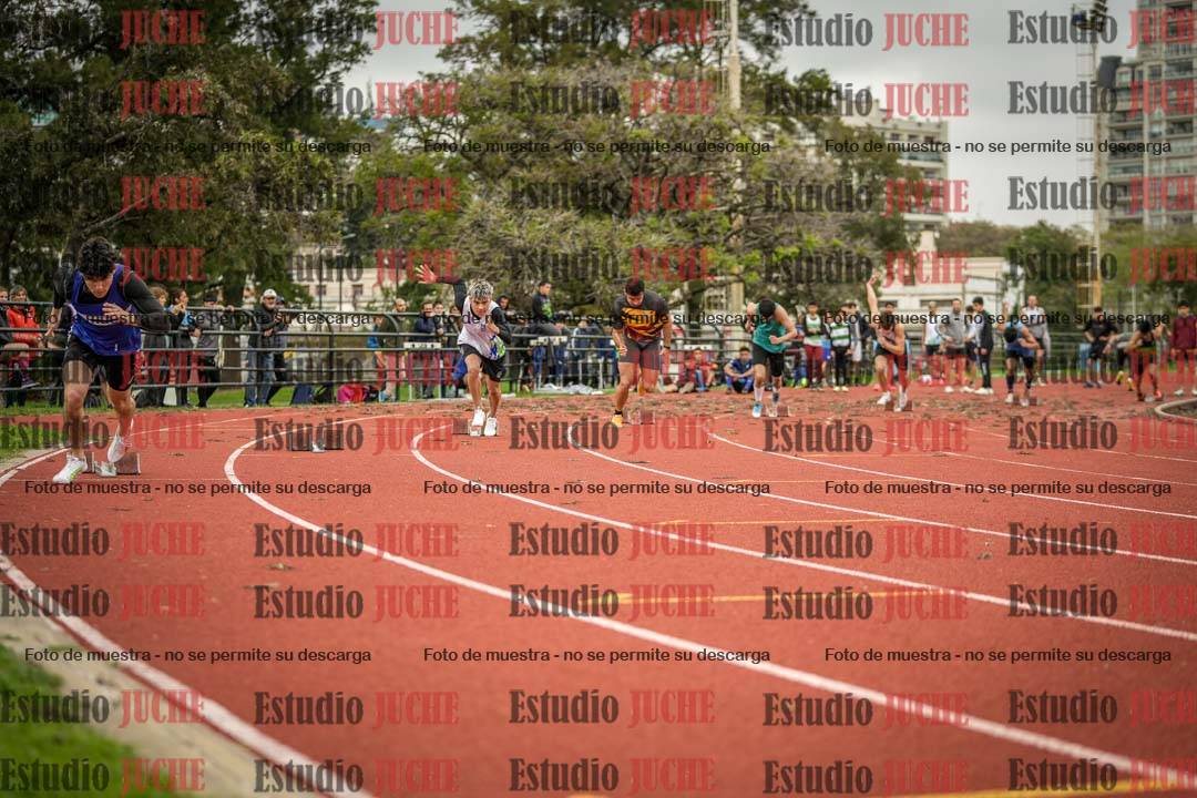 Fotos de los 200 m llanos de varones