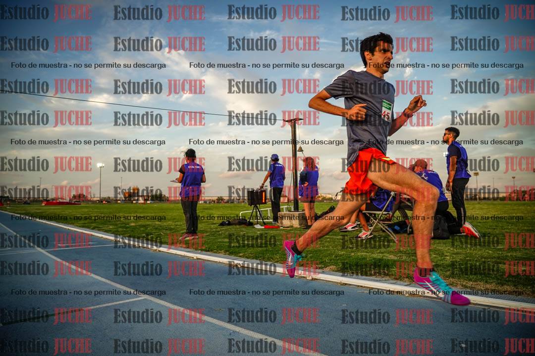 Fotos de los 3000 m llanos de varones