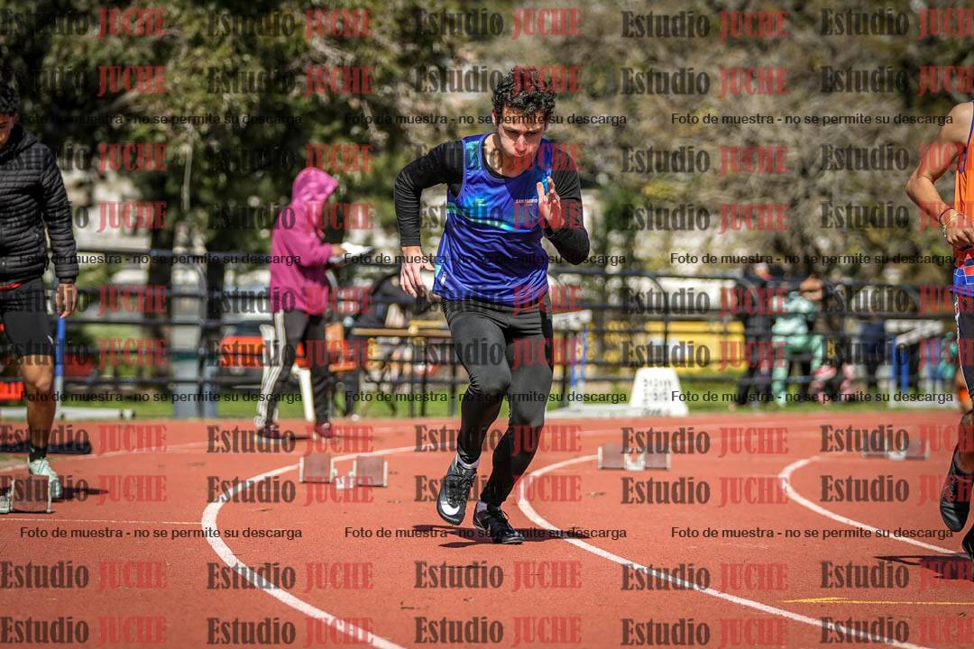 Fotos de los 200 m llanos de varones