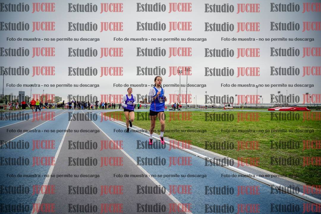 Fotos de los 2000 m llanos de mujeres U14 y U17 - varones U14
