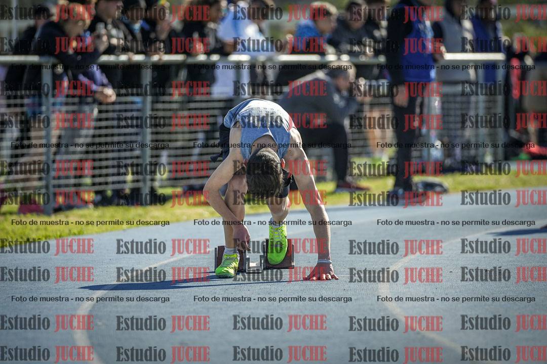 Fotos de los 400 m llanos de varones