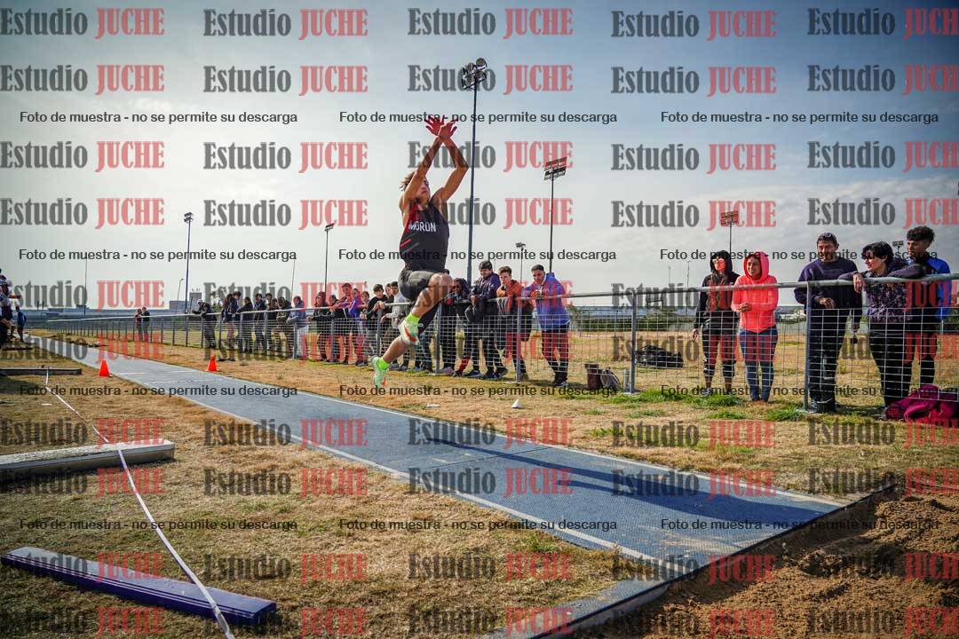 Fotos del salto triple de varones