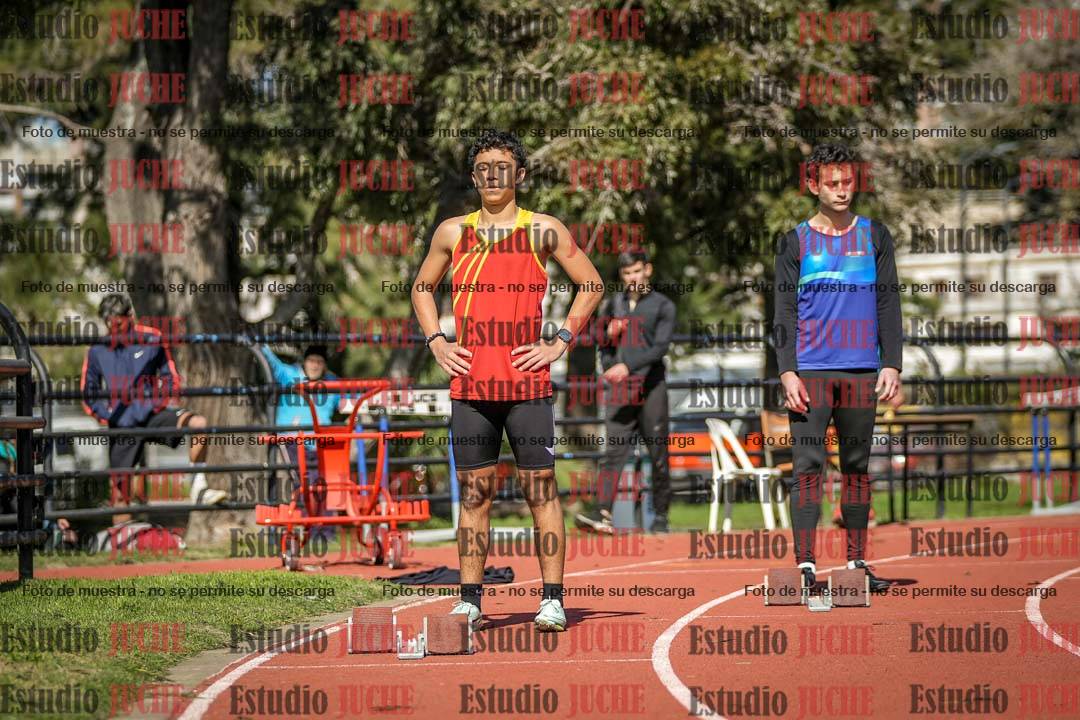Fotos de los 200 m llanos de varones