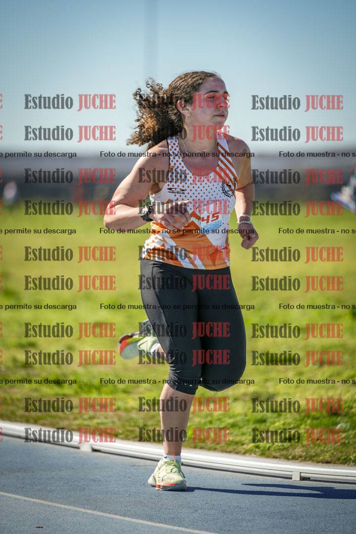 Fotos de los 5000 m llanos de mujeres y varones