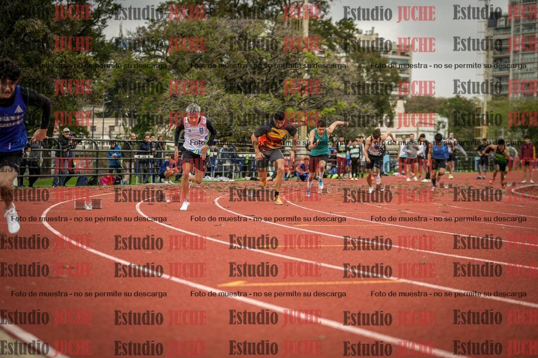 Fotos de los 200 m llanos de varones