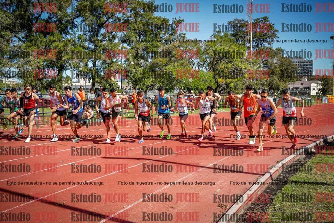 Fotos de los 5000 m llanos de varones