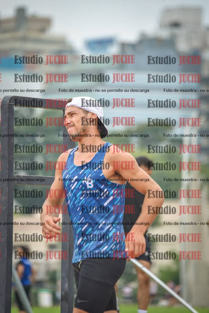 Fotos del salto triple - tabla de 11 y 13