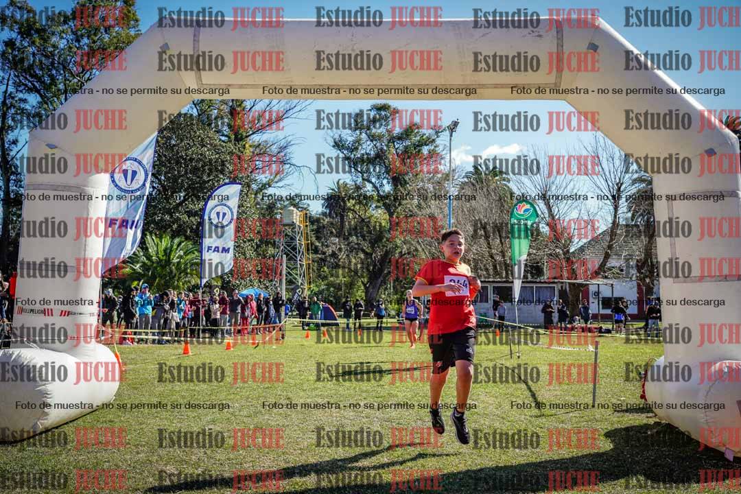 Fotos de la llegada del cross de 1500 m