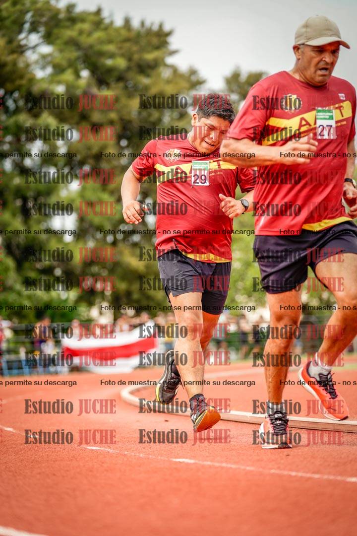 Fotos de los 3000 m llanos de varones